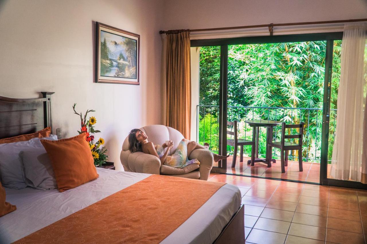 Hotel Monte Real Ла Фортуна Экстерьер фото